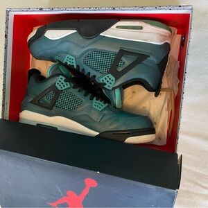 Air Jordan 4 Retro Teal